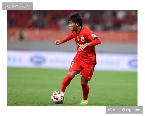 阿特拉斯前场三叉戟配合默契 成联赛进球最多组合